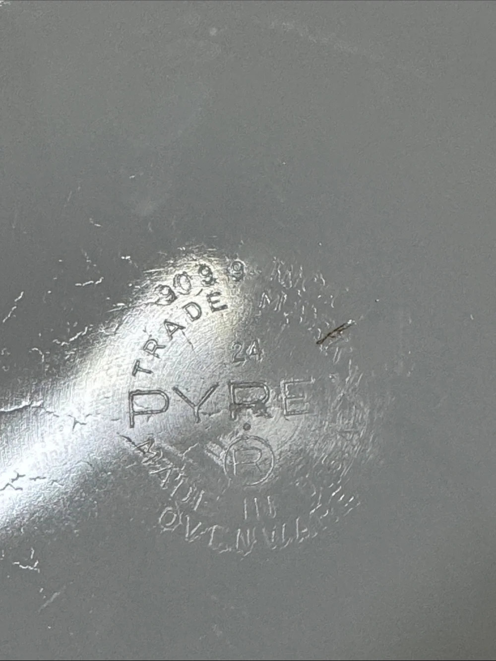 Pyrex Glass Pie Plate Dish #909 Lime Green 9